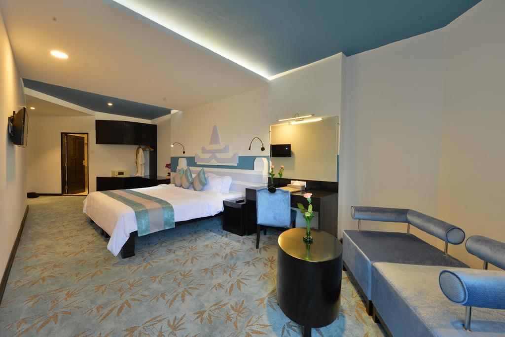 Hotel Marvel Mandalay Exterior photo